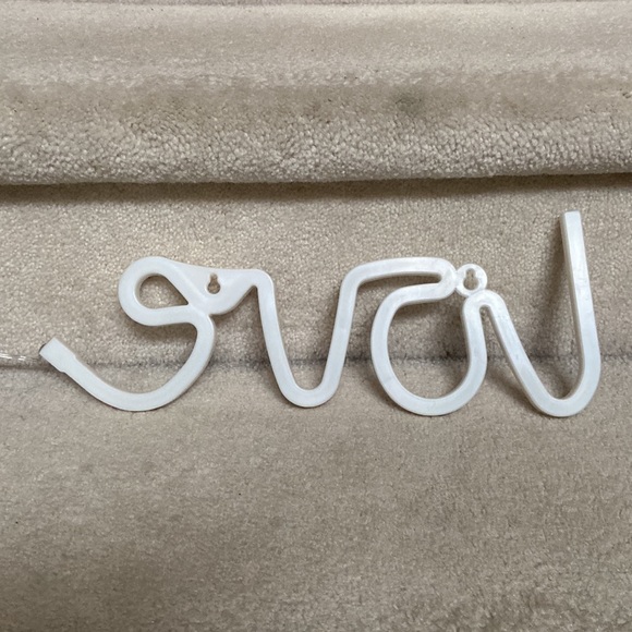 love neon led decorative wall lighting - Picture 4 of 4